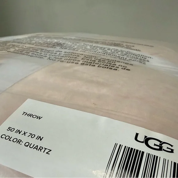 UGG Blush Throw Blanket - Picture 4 of 8